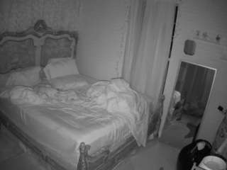 voyeurcam hornyhostel 03